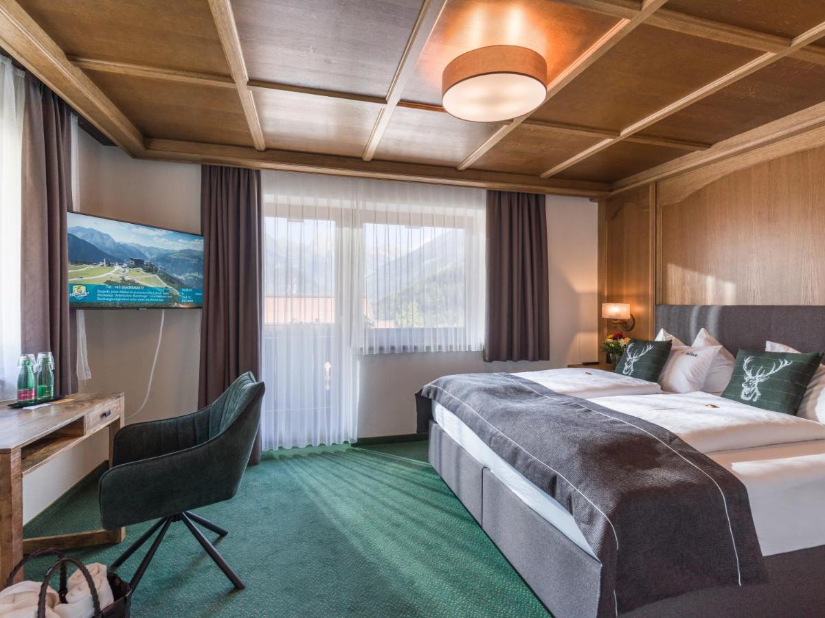 Hotel Blizz Finkenberg Eksteriør billede