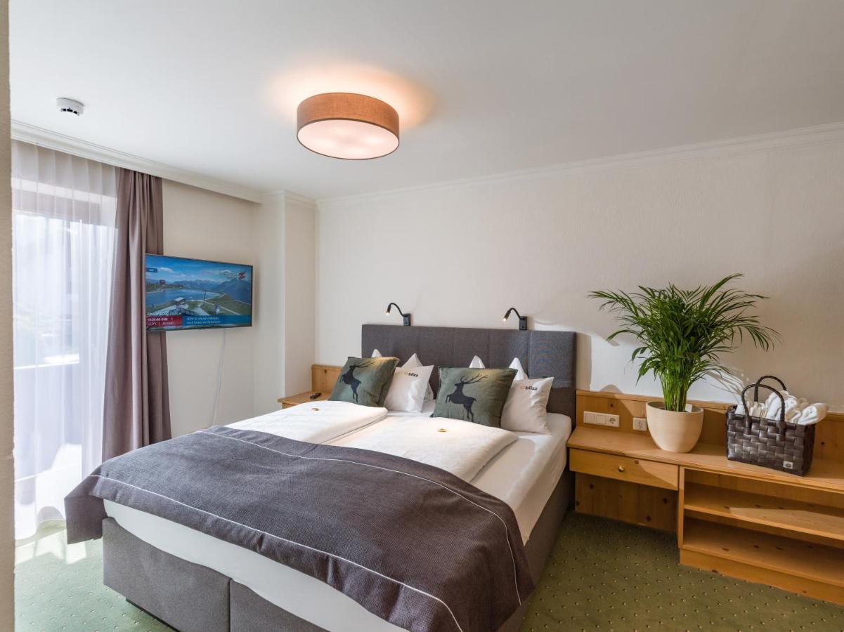 Hotel Blizz Finkenberg Eksteriør billede