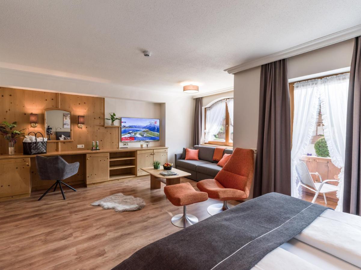 Hotel Blizz Finkenberg Eksteriør billede